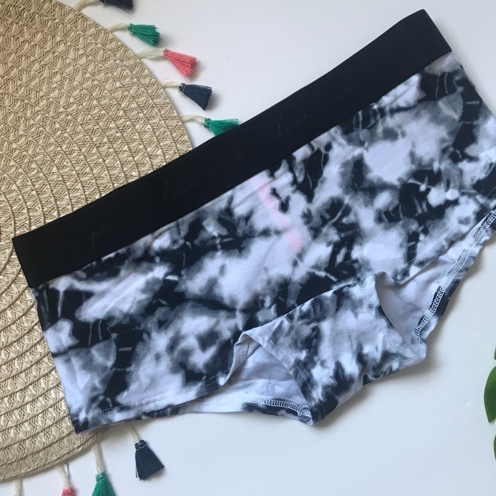 Victoria’s Secret PINK Logo Boyshort Panty Optic White / Pure Black Tie Dye NEW